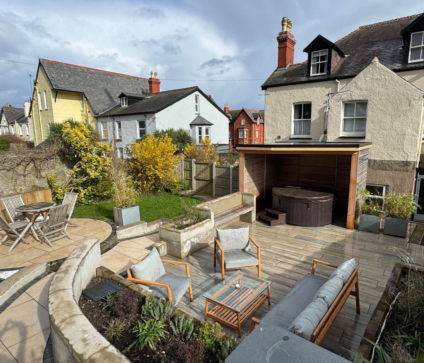 No22-back-garden-1